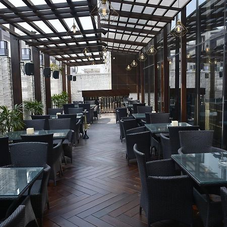 Inde Hotel Chattarpur نيودلهي المظهر الخارجي الصورة
